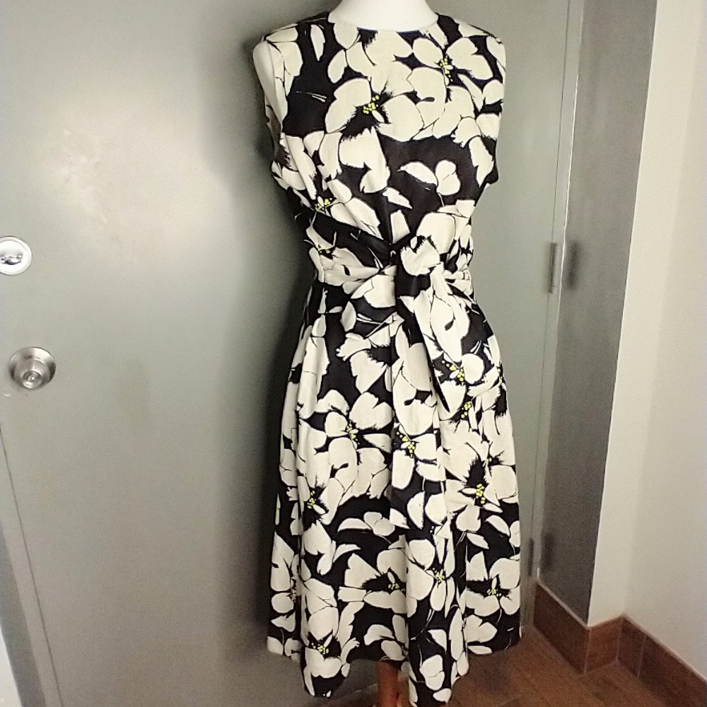 Hobbs London Black & White Floral Tie-Waist Women's Dress